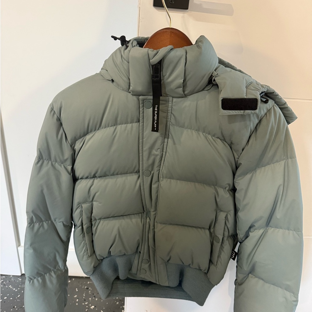 Aritzia Bomber Jacket in Sage Green